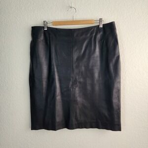 Wilsons Leather Pelle Studio Black Leather Skirt Sz 18 Knee Length 24" Raw Edge